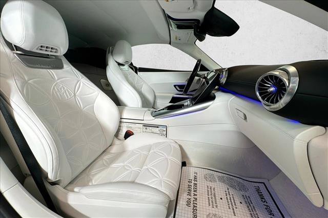 New 2026 MANUFAKTUR moonlight white magno (White Ambiance) Mercedes-Benz Maybach SL 680 Monogram Series image 48