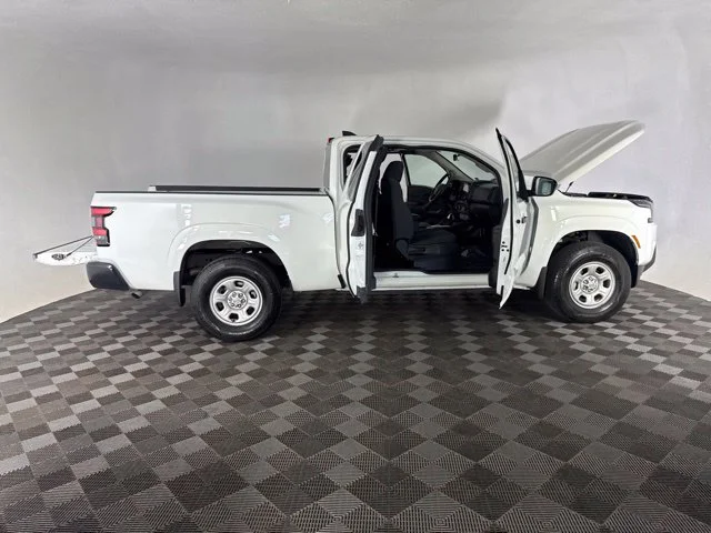 Used 2024 White Nissan S image 15