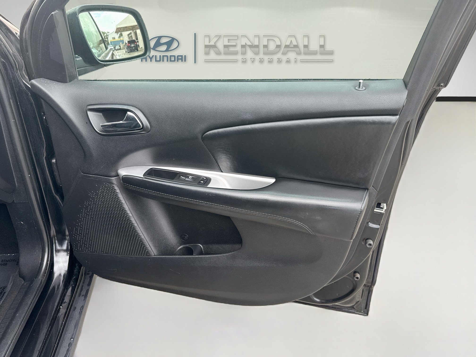 Used 2019 Pitch Black Clearcoat Dodge SE image 30