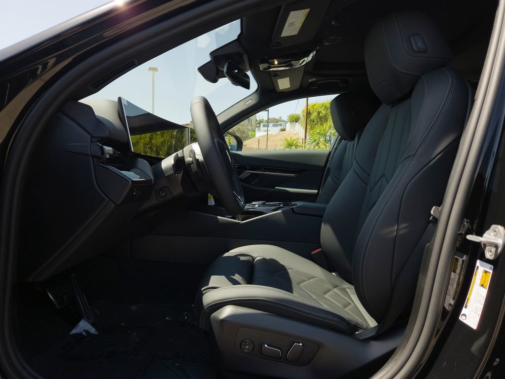 New 2026 Black Sapphire Metallic BMW 530i image 8