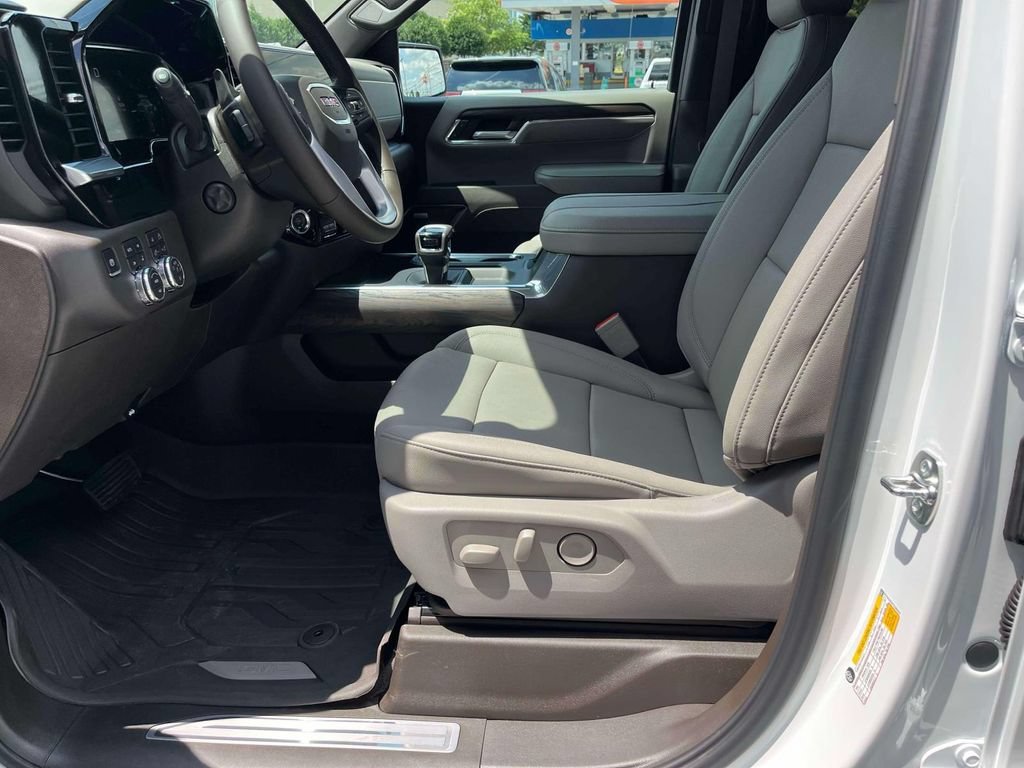 2026 GMC Sierra 1500 SLT - Photo 22