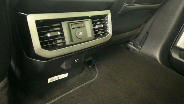New 2026 Glacier Gray Metallic Tri-Coat Ford F-350® Platinum® image 12