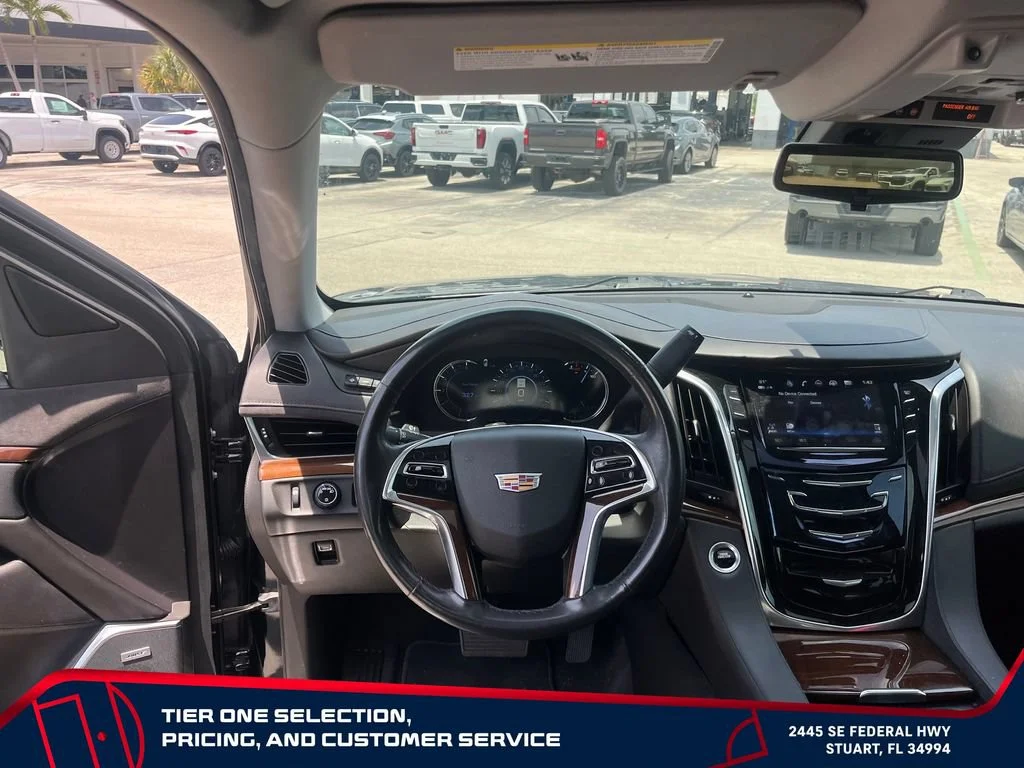 Used 2020 BLACK RAVEN Cadillac Premium Luxury image 33