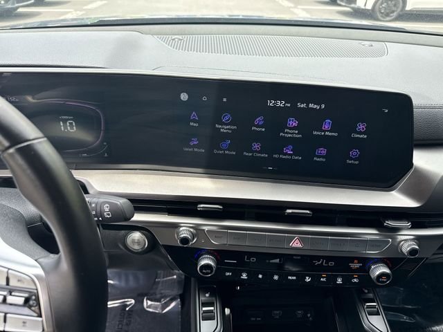 Used 2023 Black Kia S image 18