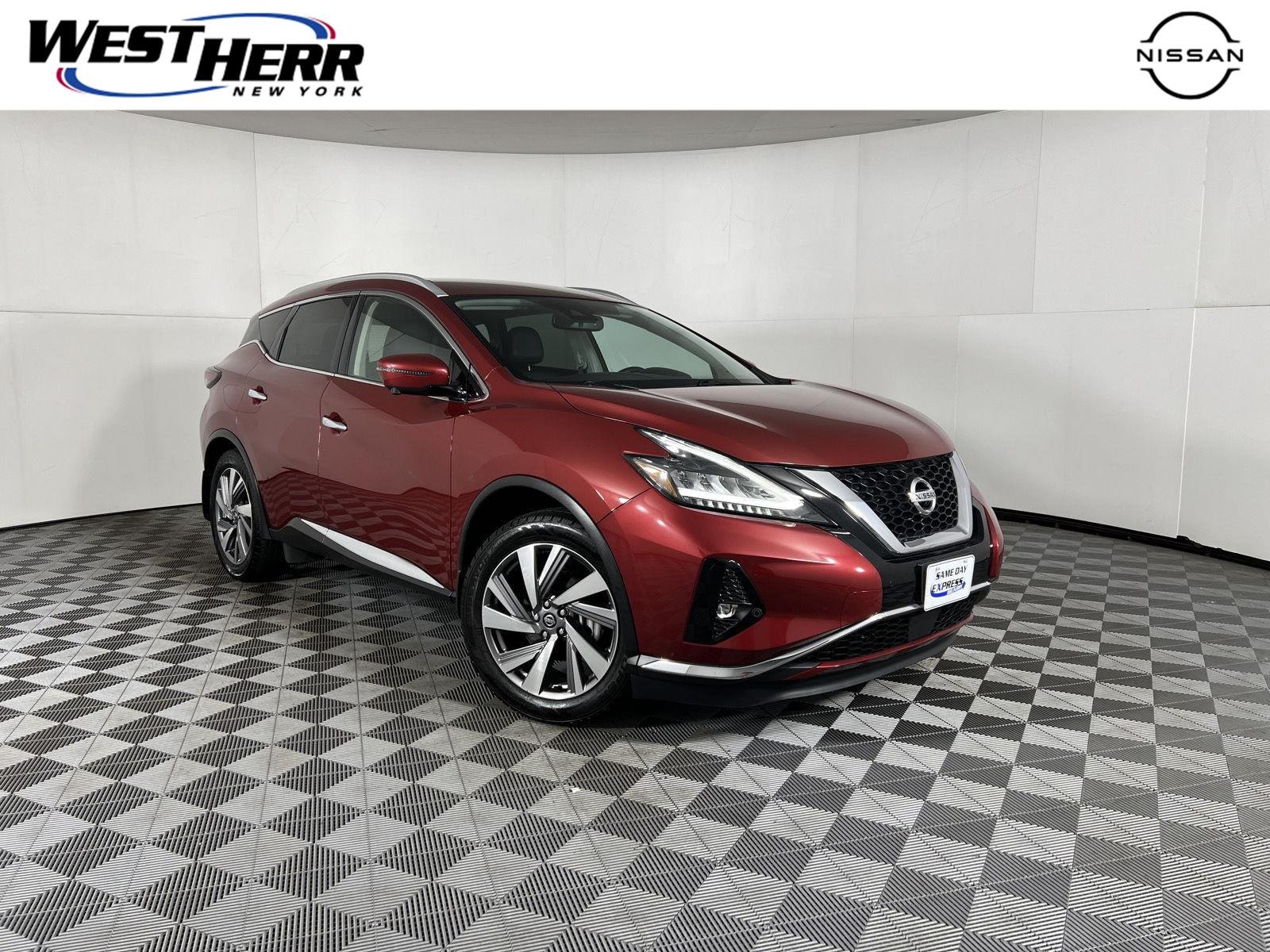 Used 2020 Cayenne Red Metallic Nissan SL image 1