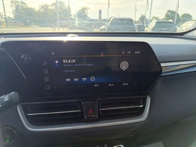 Used 2025 Gray Chevrolet LT image 36