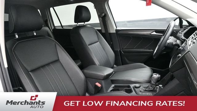 Used 2022 White Volkswagen 2.0T SE image 10
