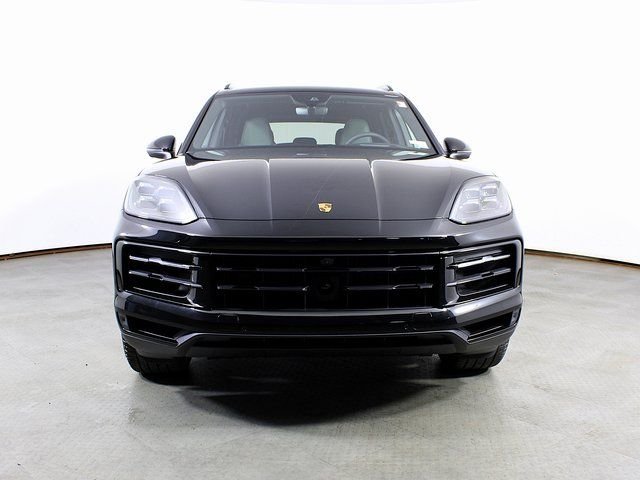 2025 Porsche Cayenne S - Photo 10