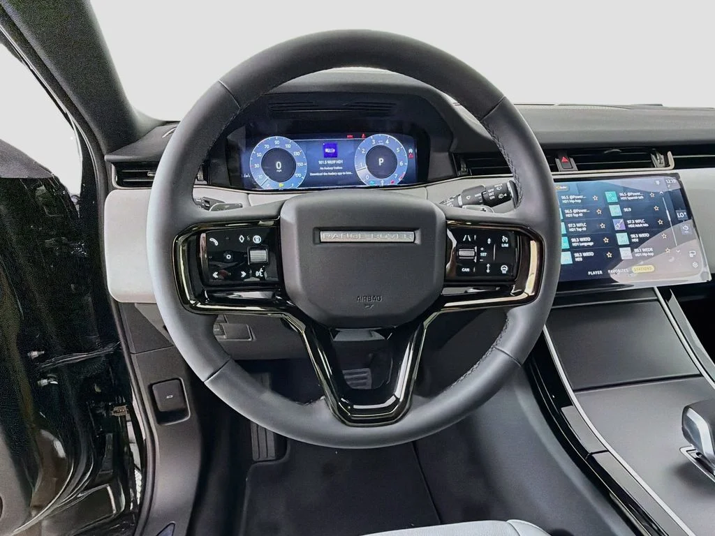 New 2026 Santorini Black Land Rover S image 11