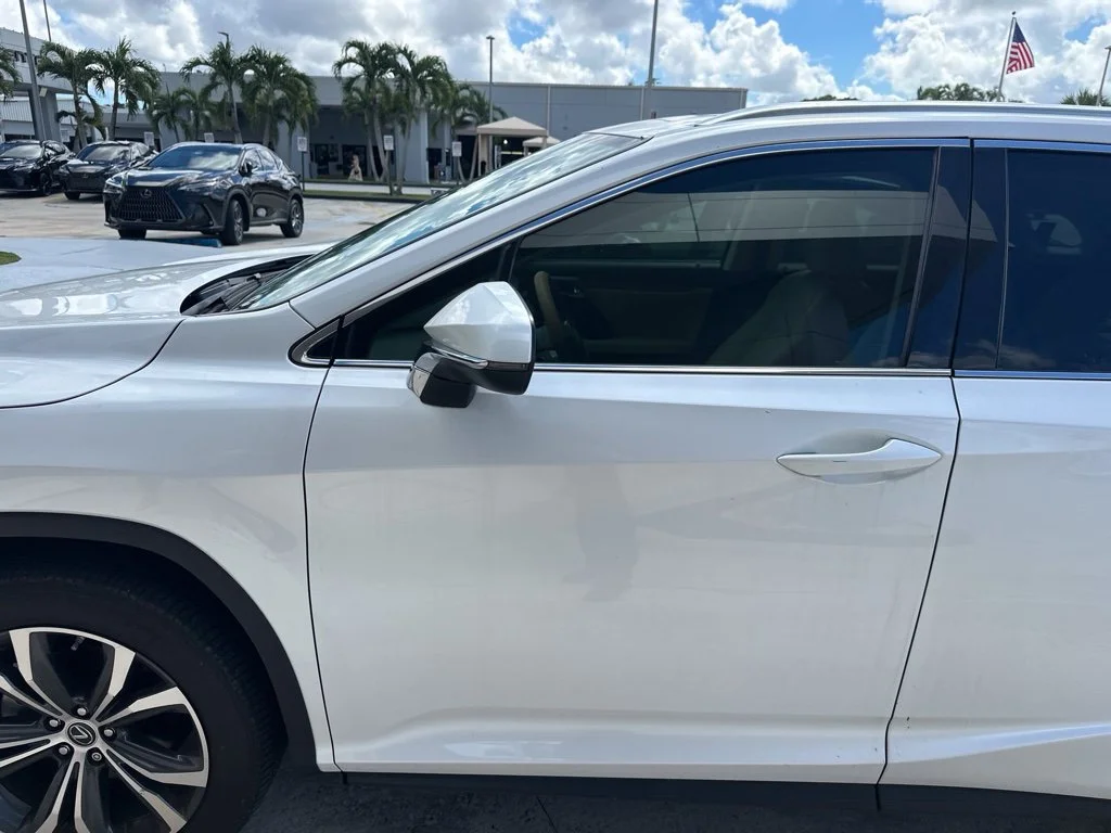 Used 2020 Eminent White Pearl Lexus 350 image 5