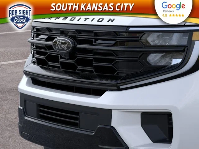 New 2026 Star White Metallic Tri-Coat Ford Platinum® image 17