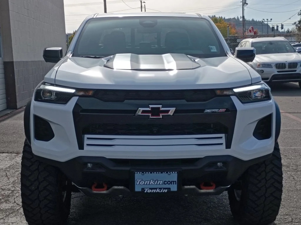 Used 2026 Summit White Chevrolet ZR2 image 12