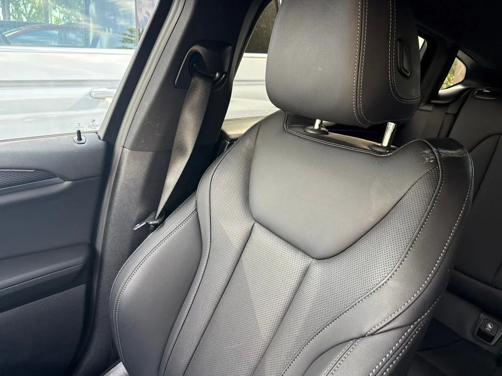 Used 2023 White BMW xDrive30i image 16
