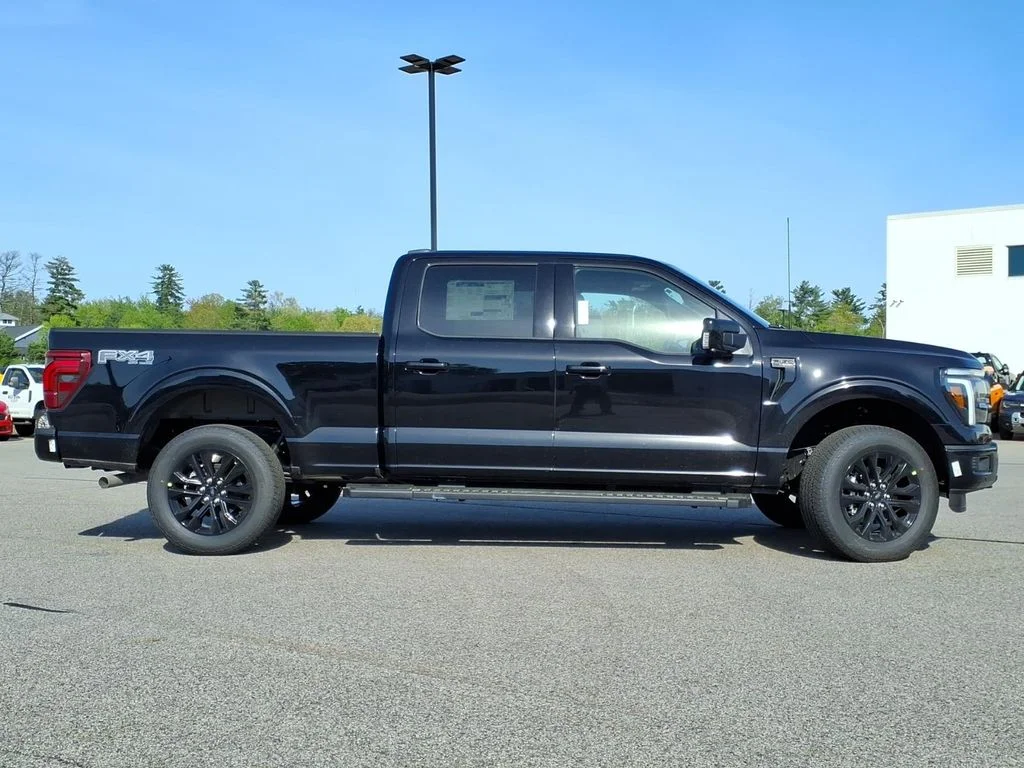 New 2026 Agate Black Metallic Ford Lariat image 3