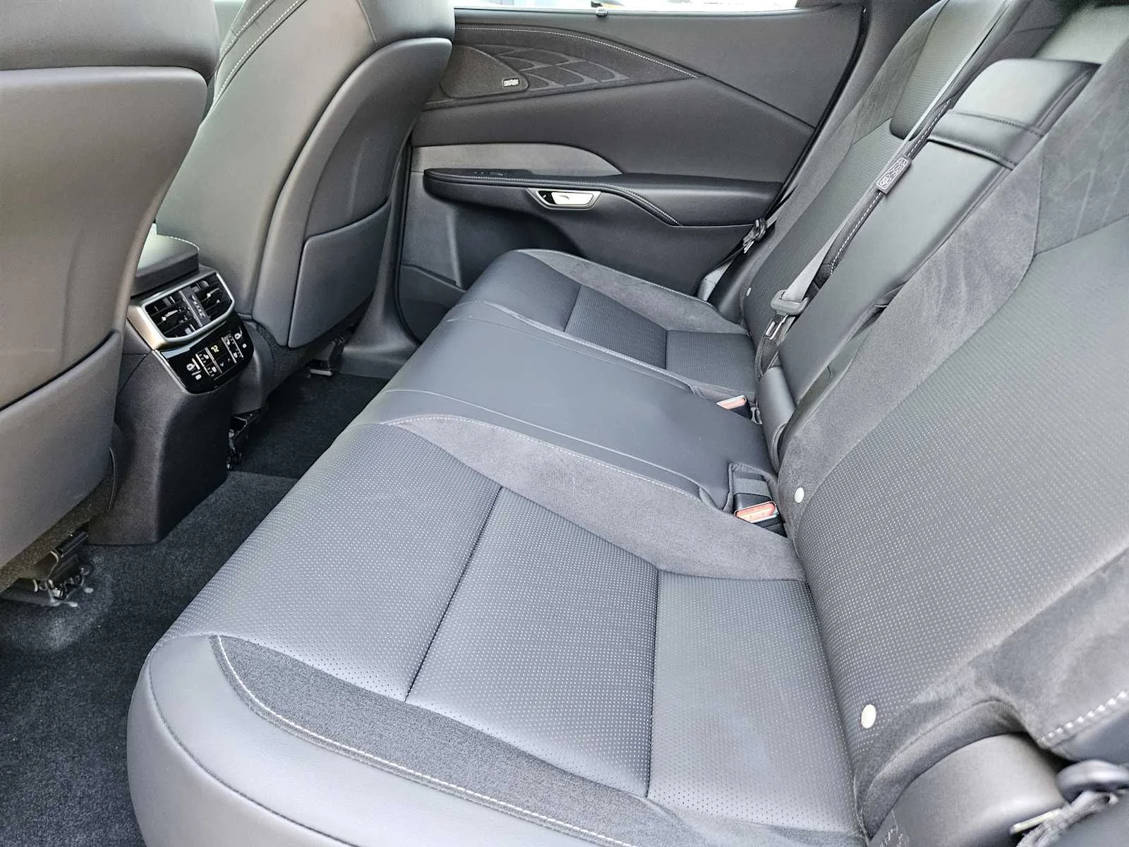 Certified Used 2024 CLOUDBURST GRAY Lexus Luxury image 22