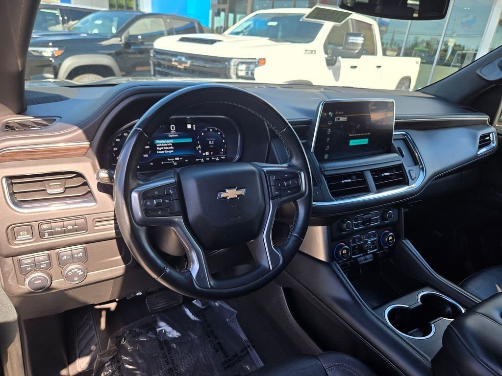 Used 2023 Green Chevrolet LT image 6