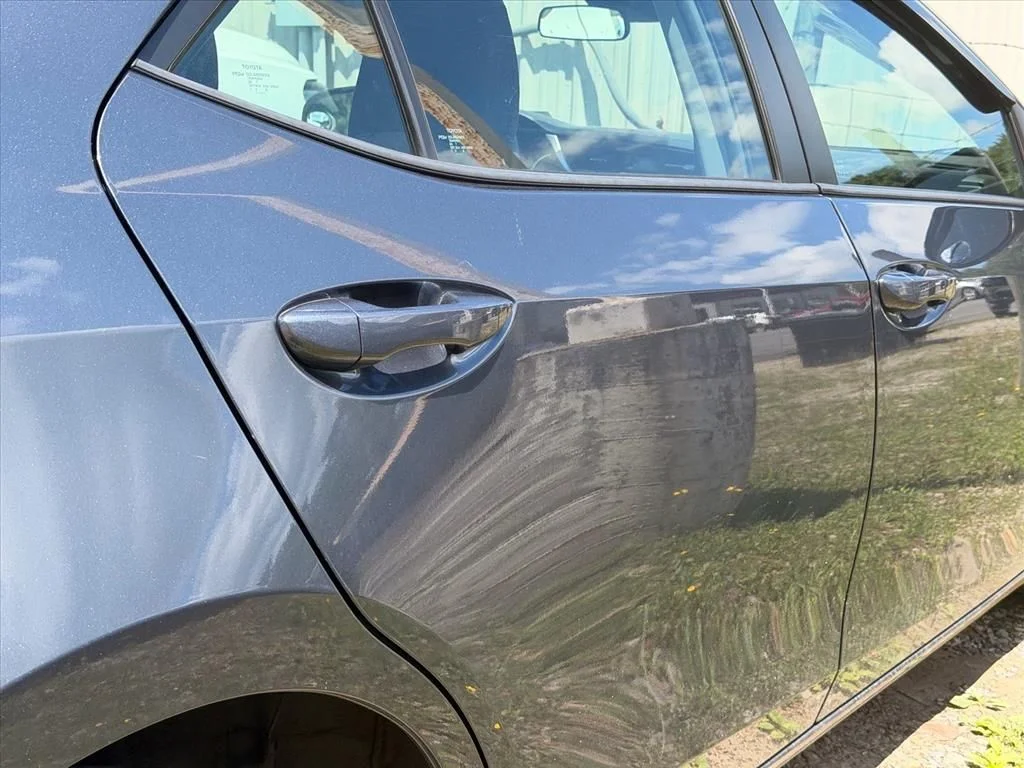 Used 2018 Gray Toyota LE image 27