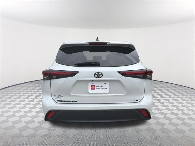 Certified Used 2024 WIND CHILL PEARL Toyota LE image 15