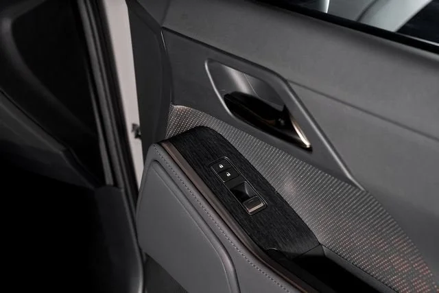 Used 2025 Incognito Lexus 550 Premium+ image 60