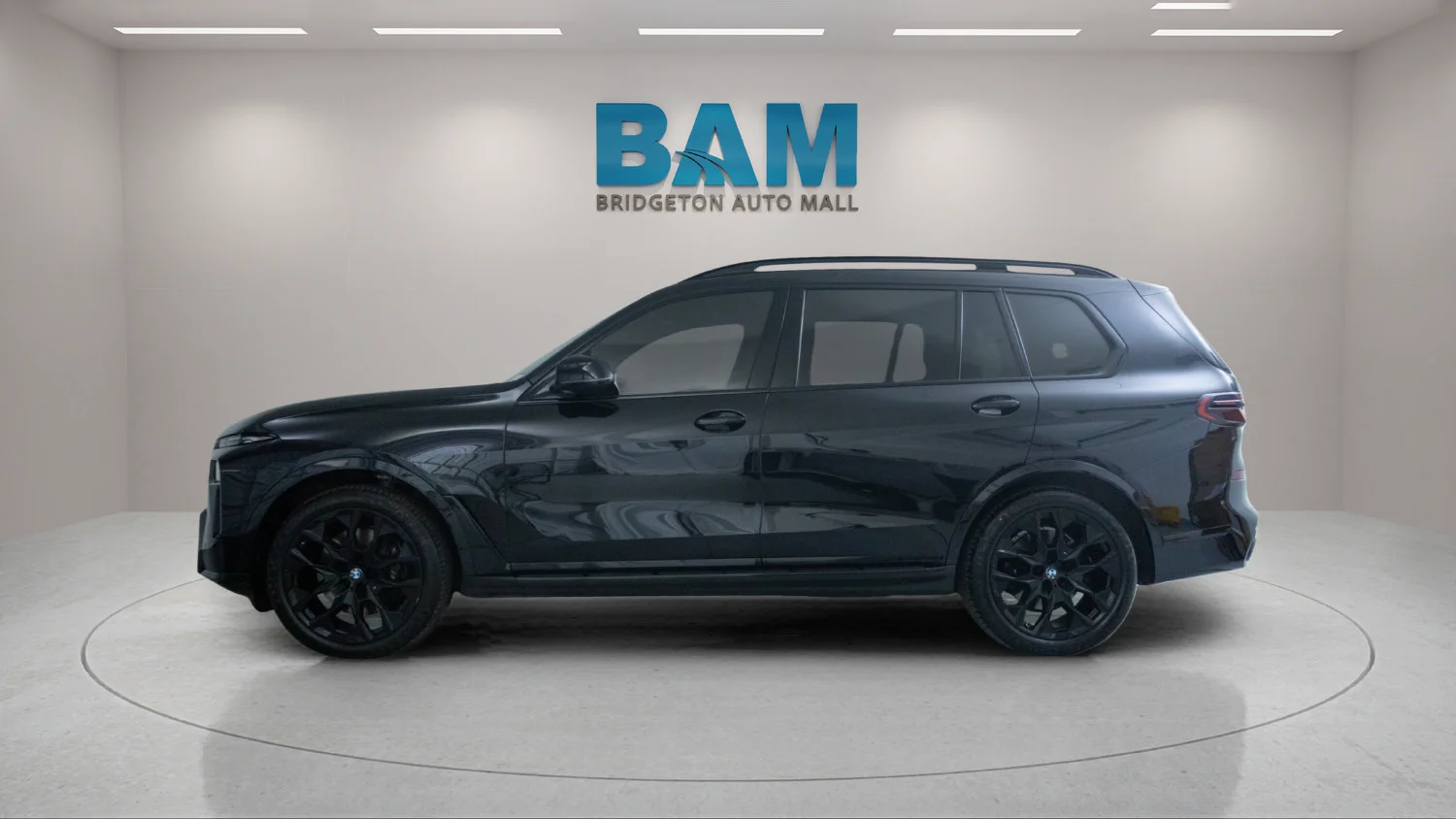 Used 2024 Black BMW xDrive40i image 4
