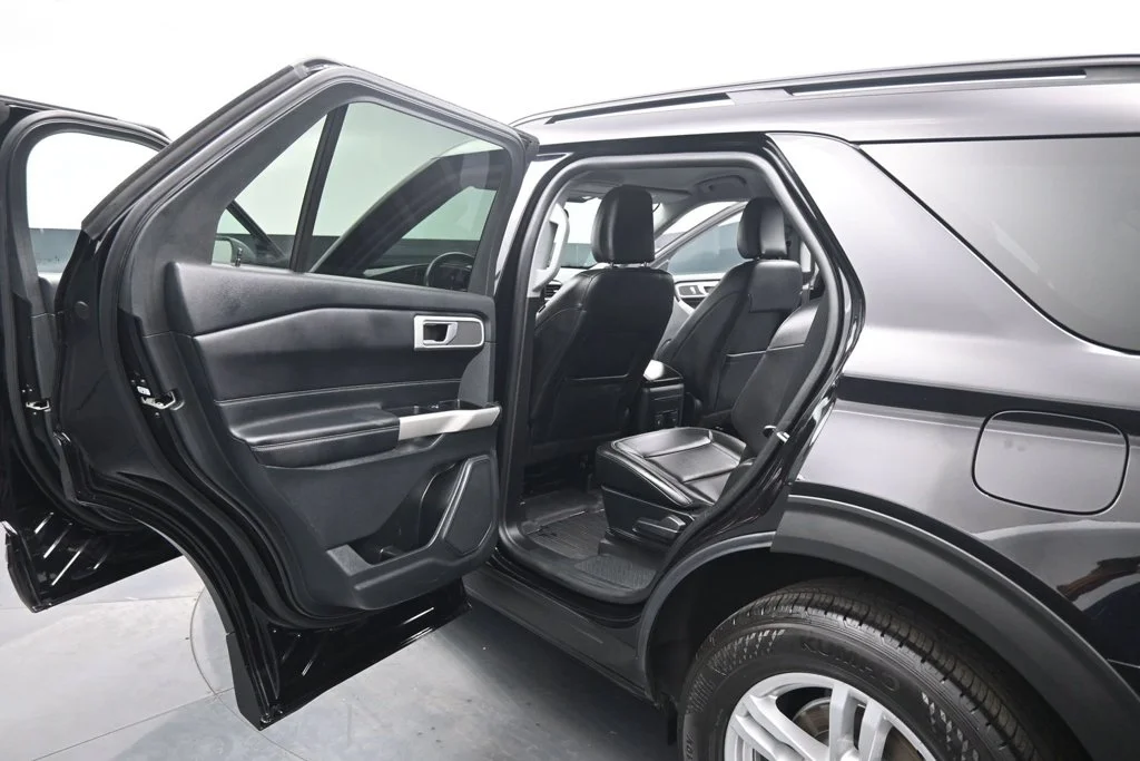 Certified Used 2023 Black Ford XLT image 16