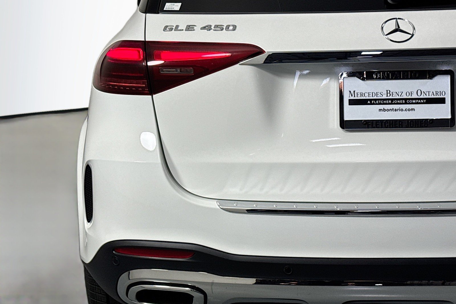 New 2026 Polar White Mercedes-Benz GLE 450 4MATIC® SUV image 14