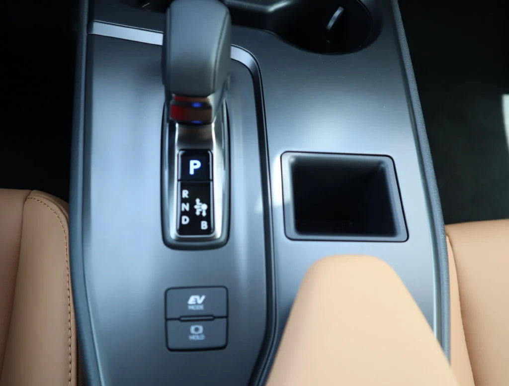 New 2026  Lexus 300h image 29