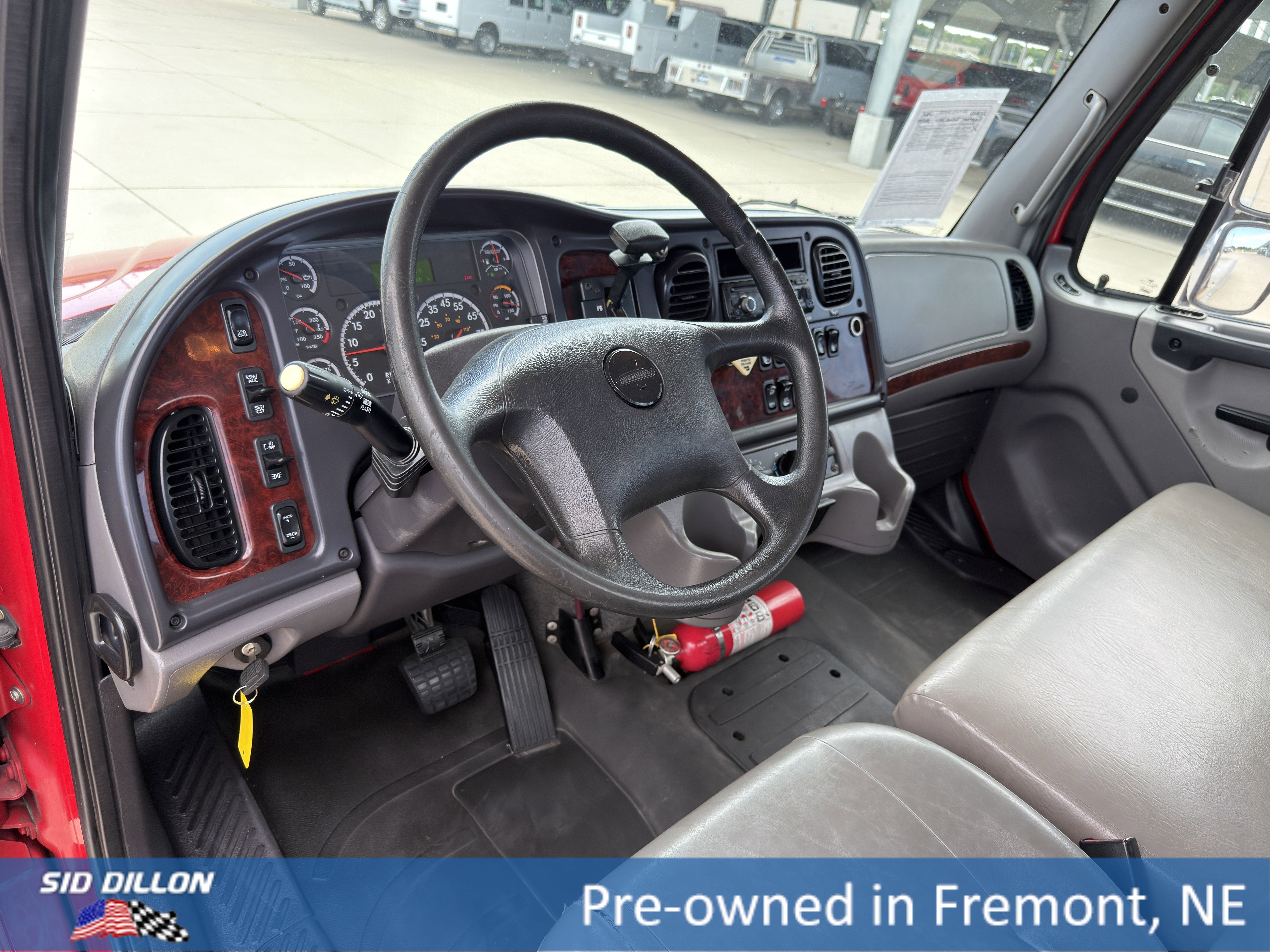 Used 2016 Red Freightliner  image 15