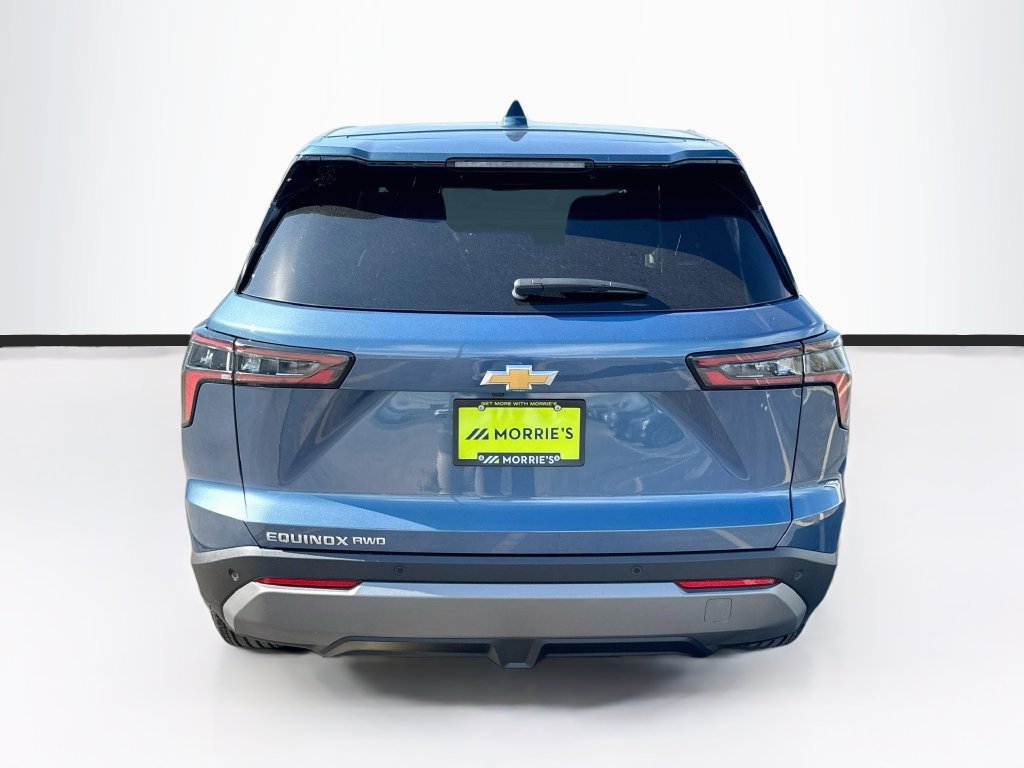 2027 Chevrolet Equinox LT - Photo 6