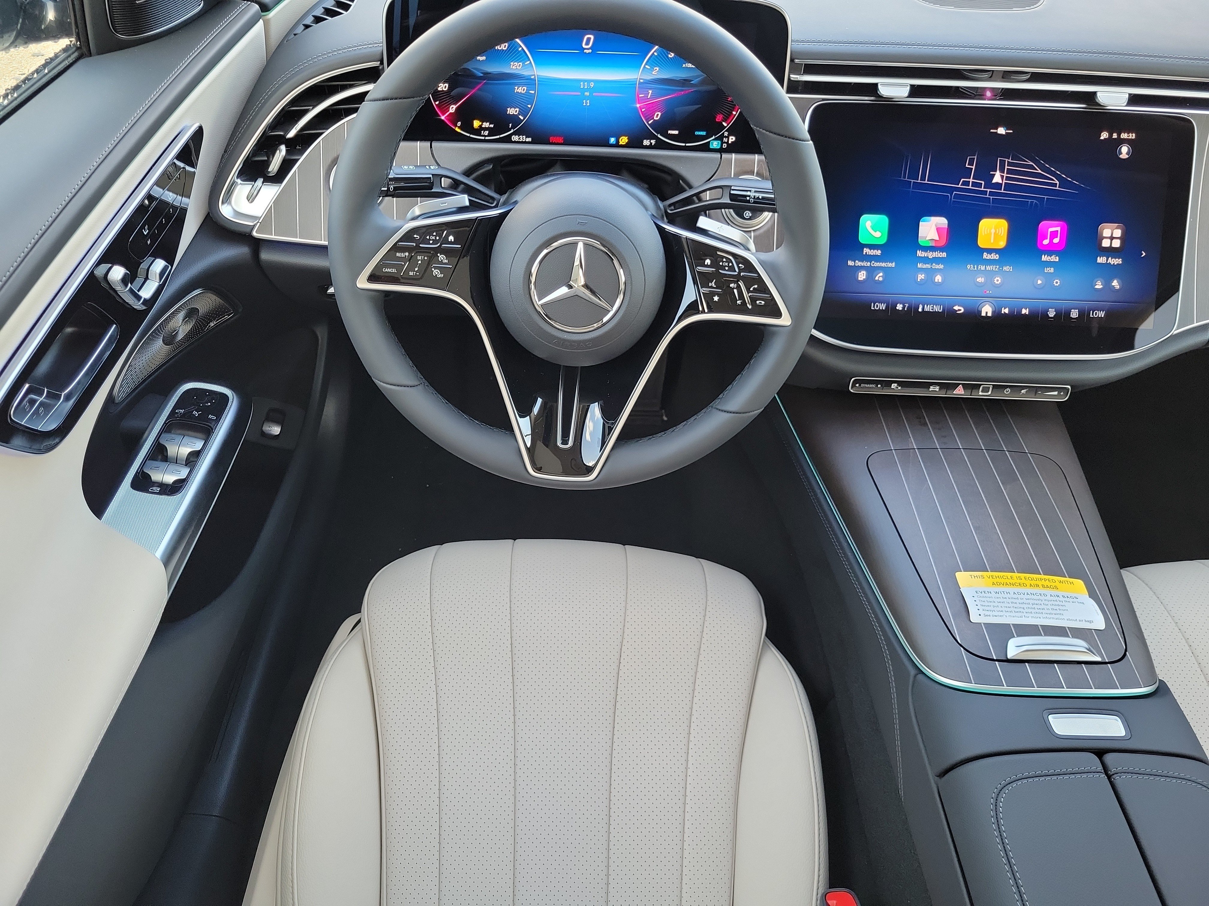 New 2026 MANUFAKTUR Moonlight White Metallic Mercedes-Benz E 350 image 43
