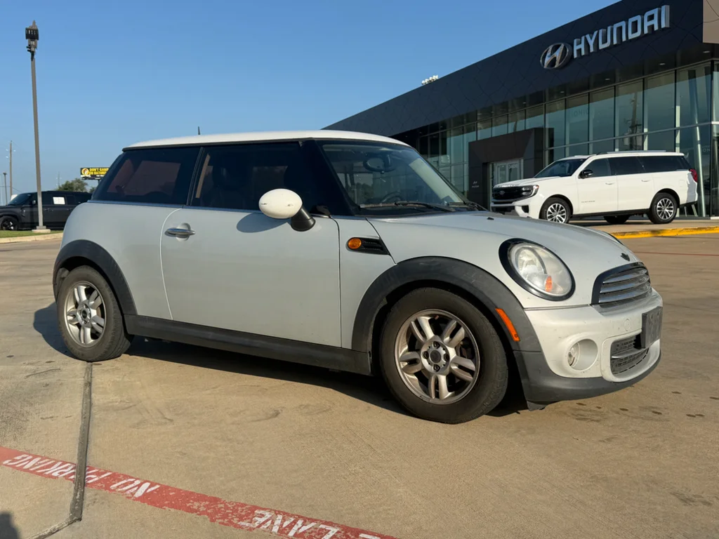 Used 2013 Velvet Silver Metallic MINI Cooper (M6) image 7
