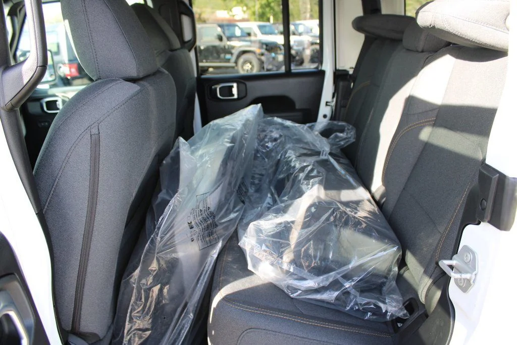 New 2026 Bright White Clearcoat Jeep Sport S image 23