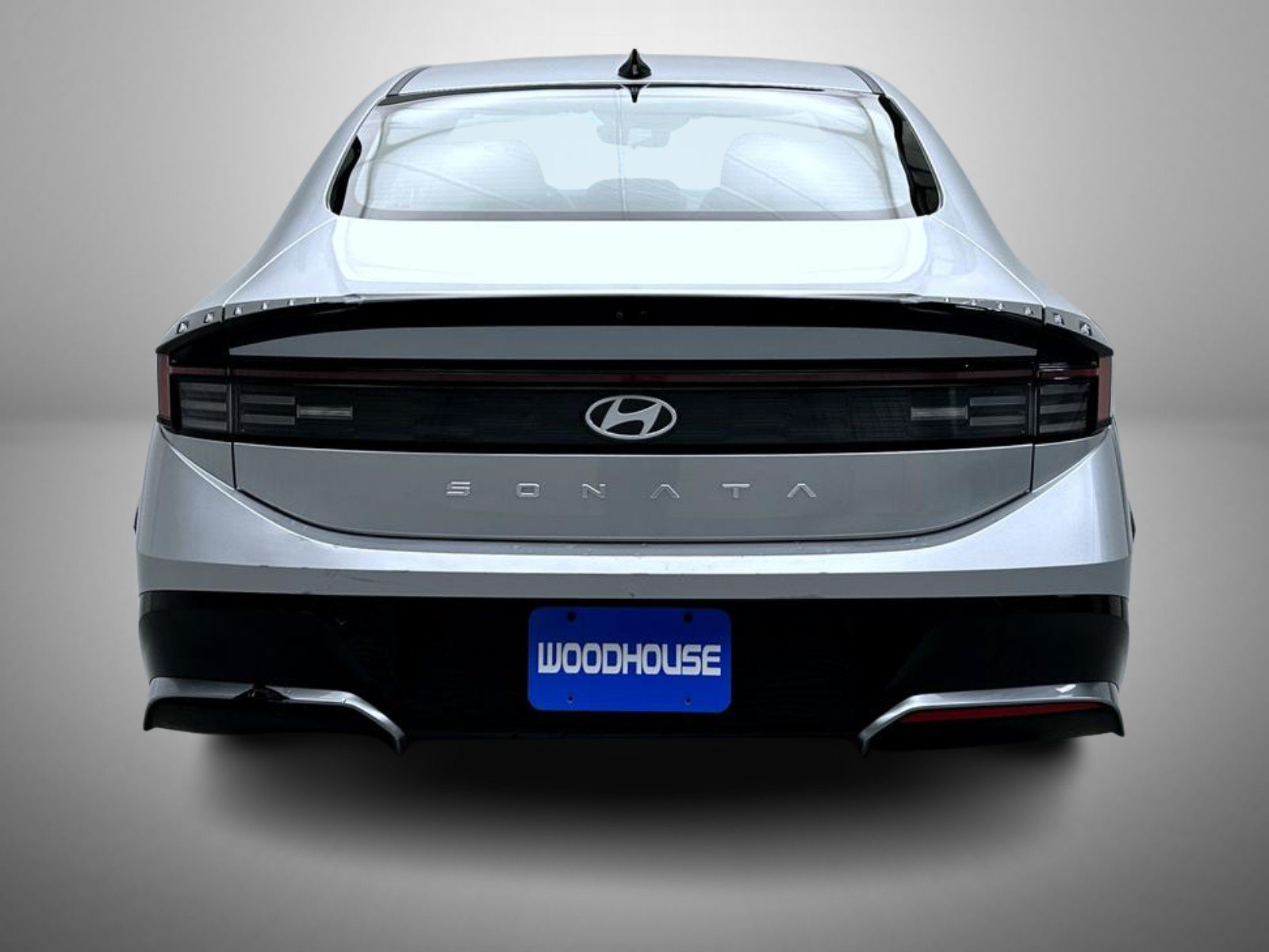 Used 2025 Silver Hyundai SEL image 6