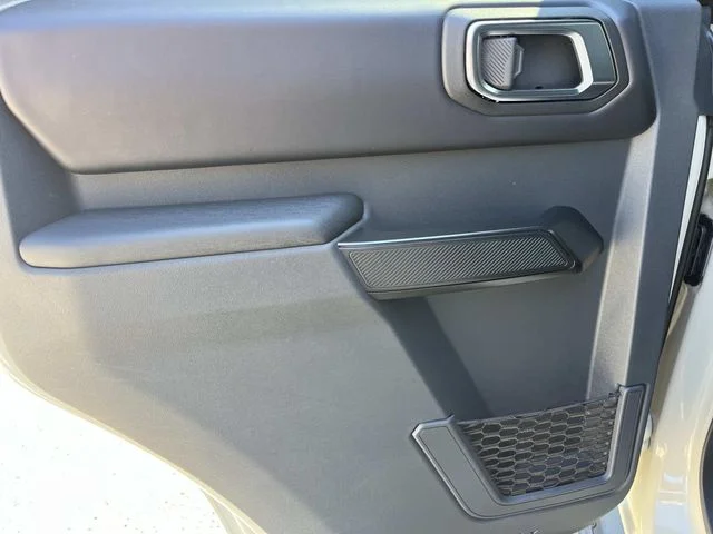 Used 2025 Beige Ford Outer Banks image 19