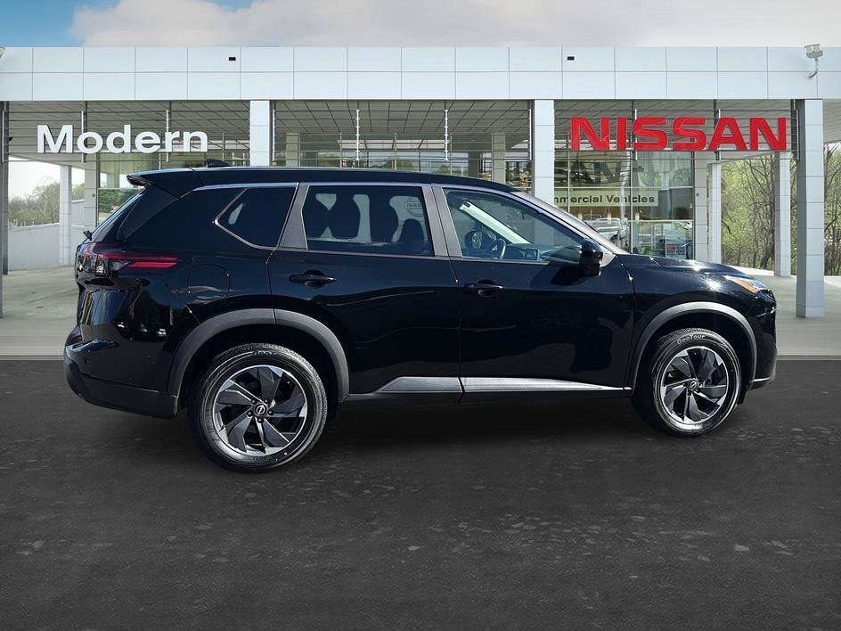 Used 2025 Super Black Nissan SV image 6