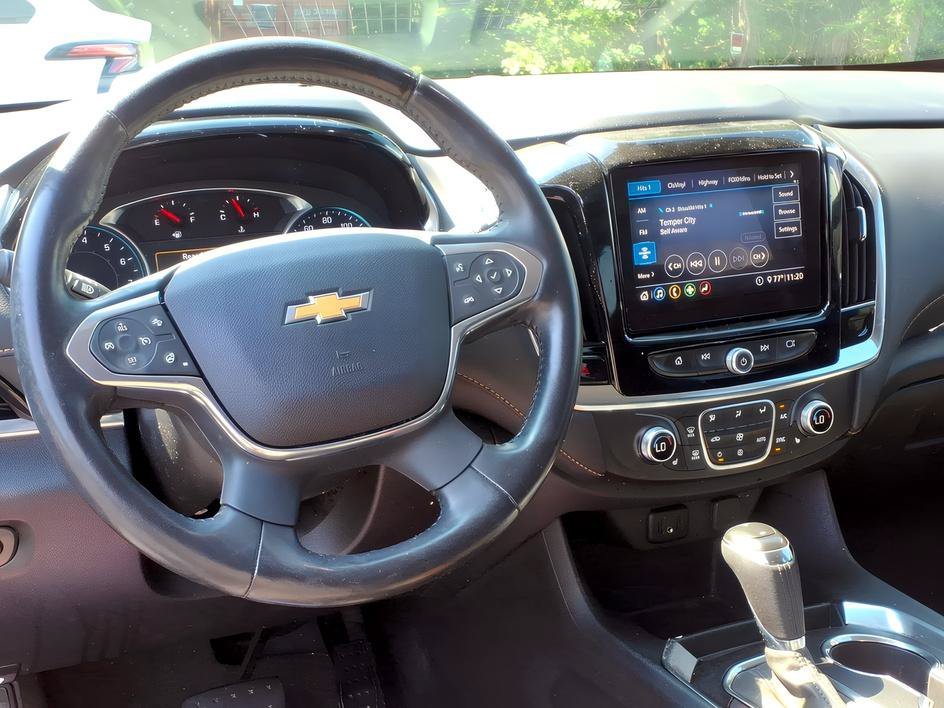 Used 2020 Satin Steel Metallic Chevrolet LT Cloth image 10