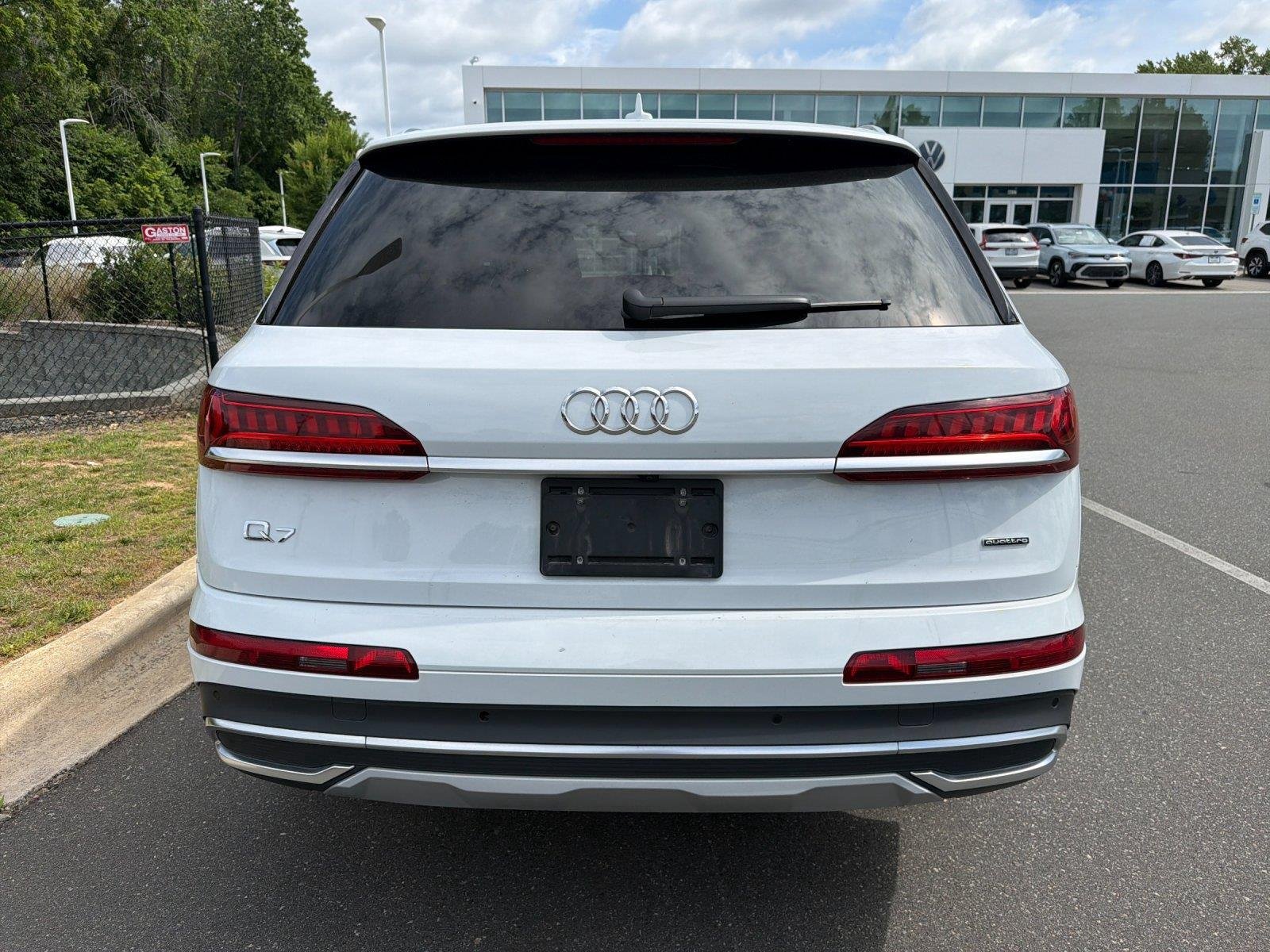 Used 2024  Audi Premium Plus image 4