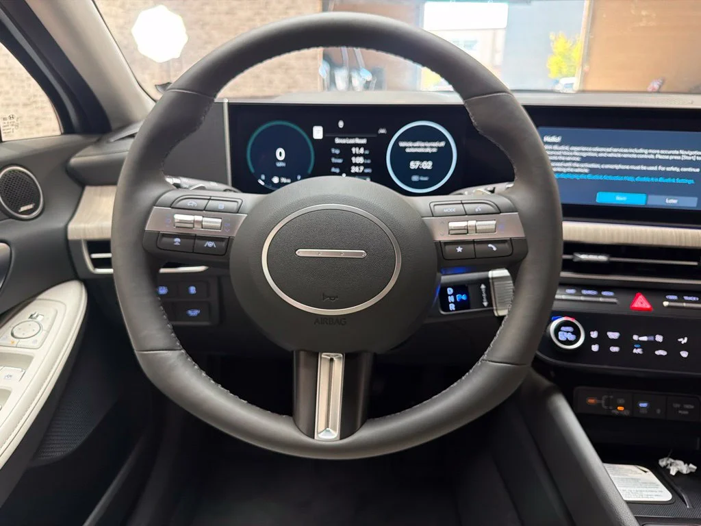 New 2026 Aero Silver Hyundai Limited image 25