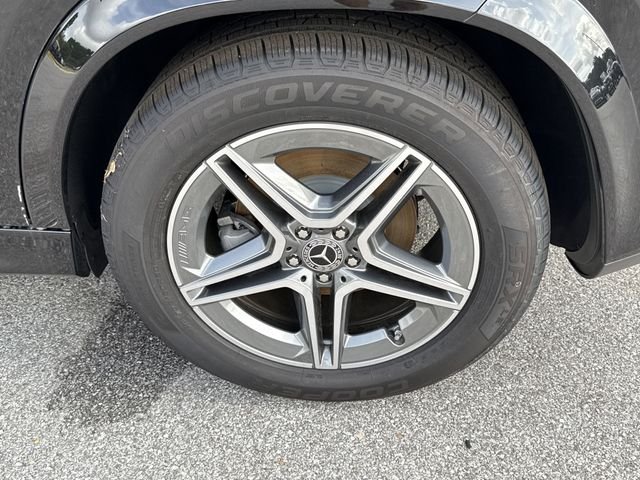 Used 2025 Black Mercedes-Benz GLE 580 image 67