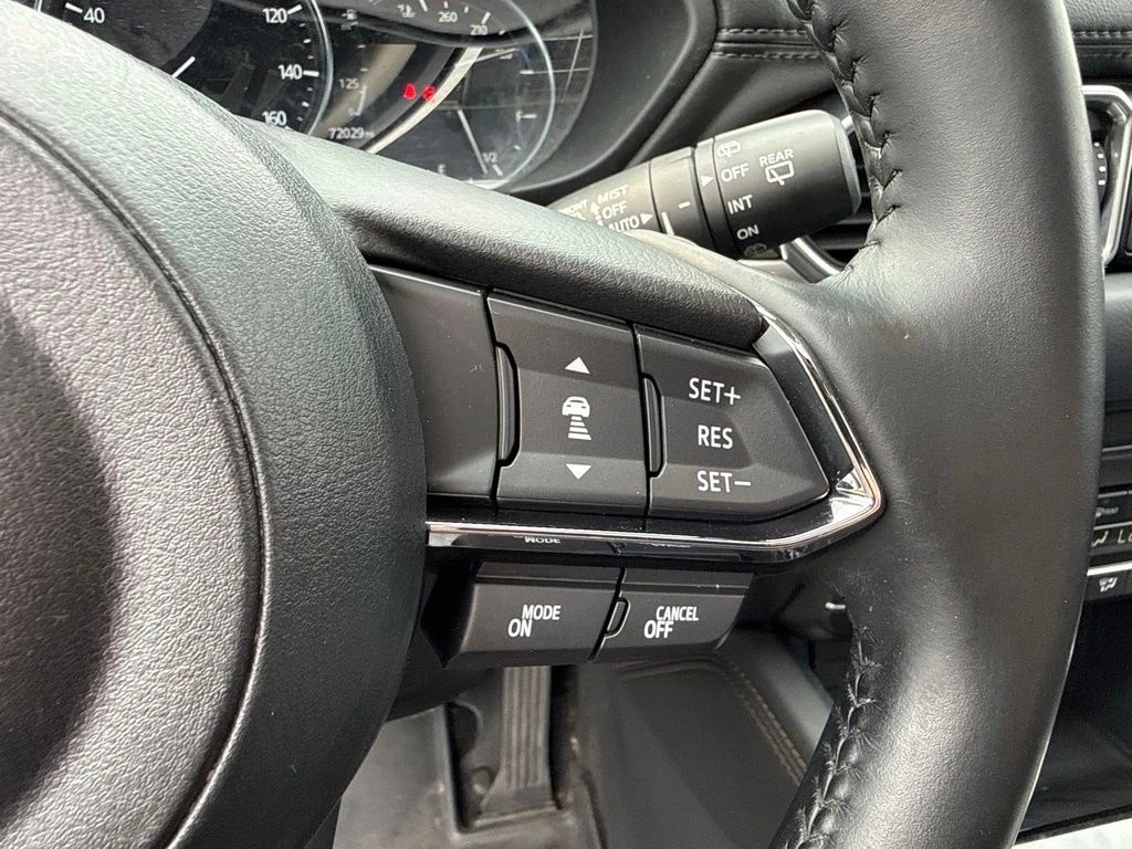 Used 2021 White Mazda Grand Touring Reserve image 29
