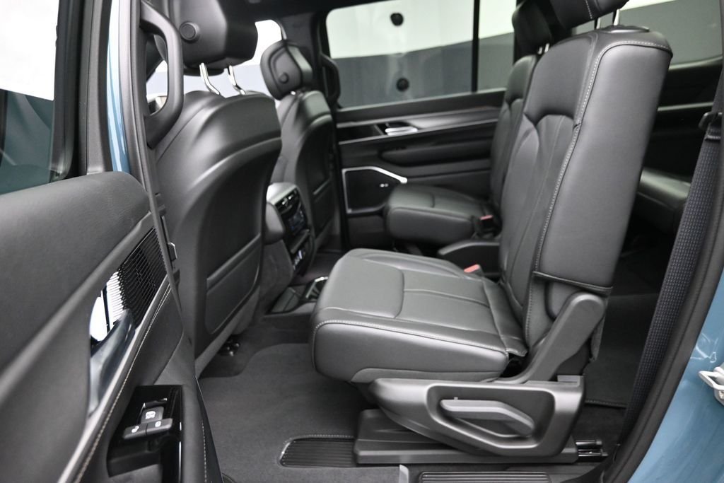 New 2026 Steel Blue Exterior Paint Jeep  image 21