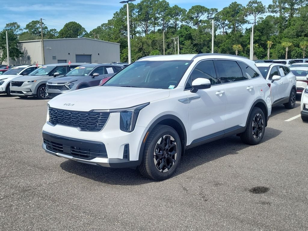 New 2026 White Kia S image 3