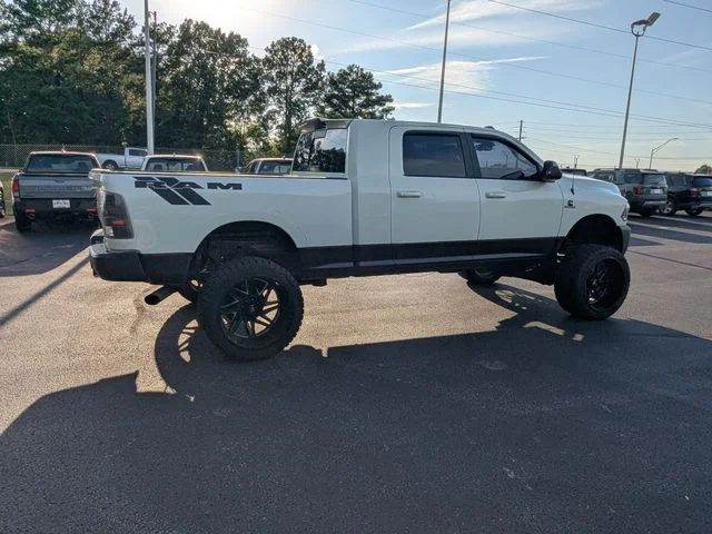 Used 2017 Pearl White Ram Laramie image 5