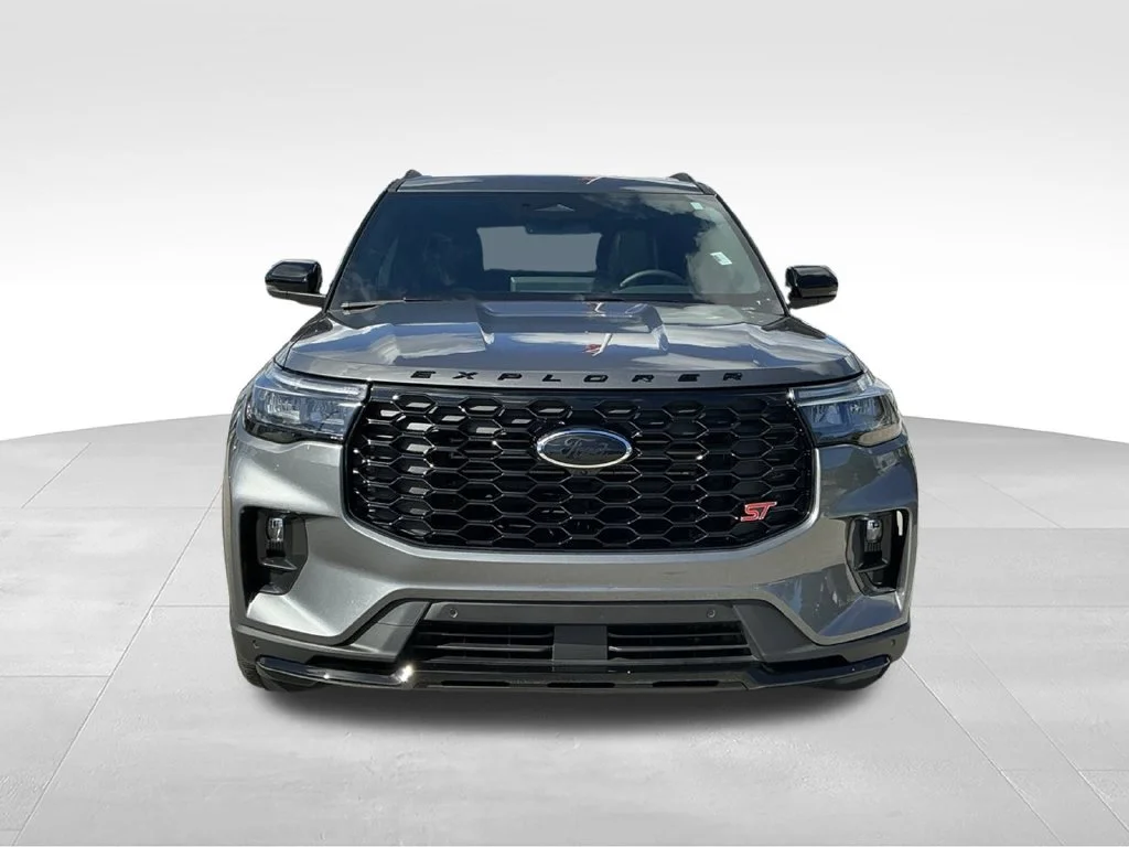 Used 2025 Gray Ford ST image 12