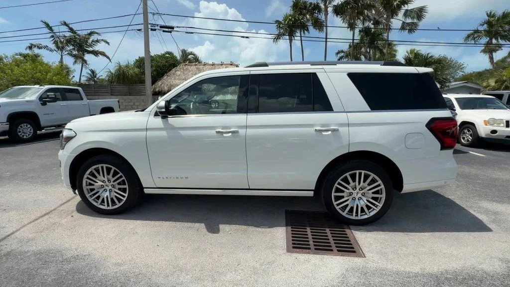 Used 2024 White Ford Platinum image 5