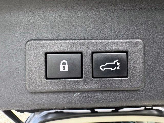 Used 2025 Gray Subaru Premium image 8