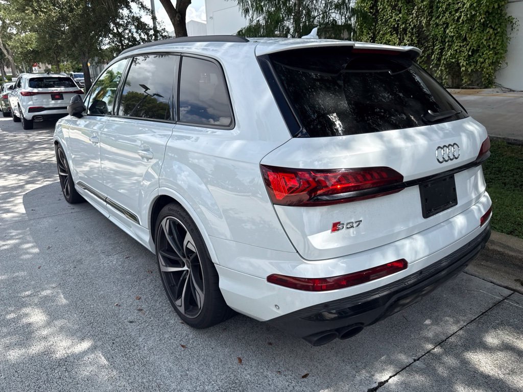 Used 2023 White/off-white Audi Prestige image 5