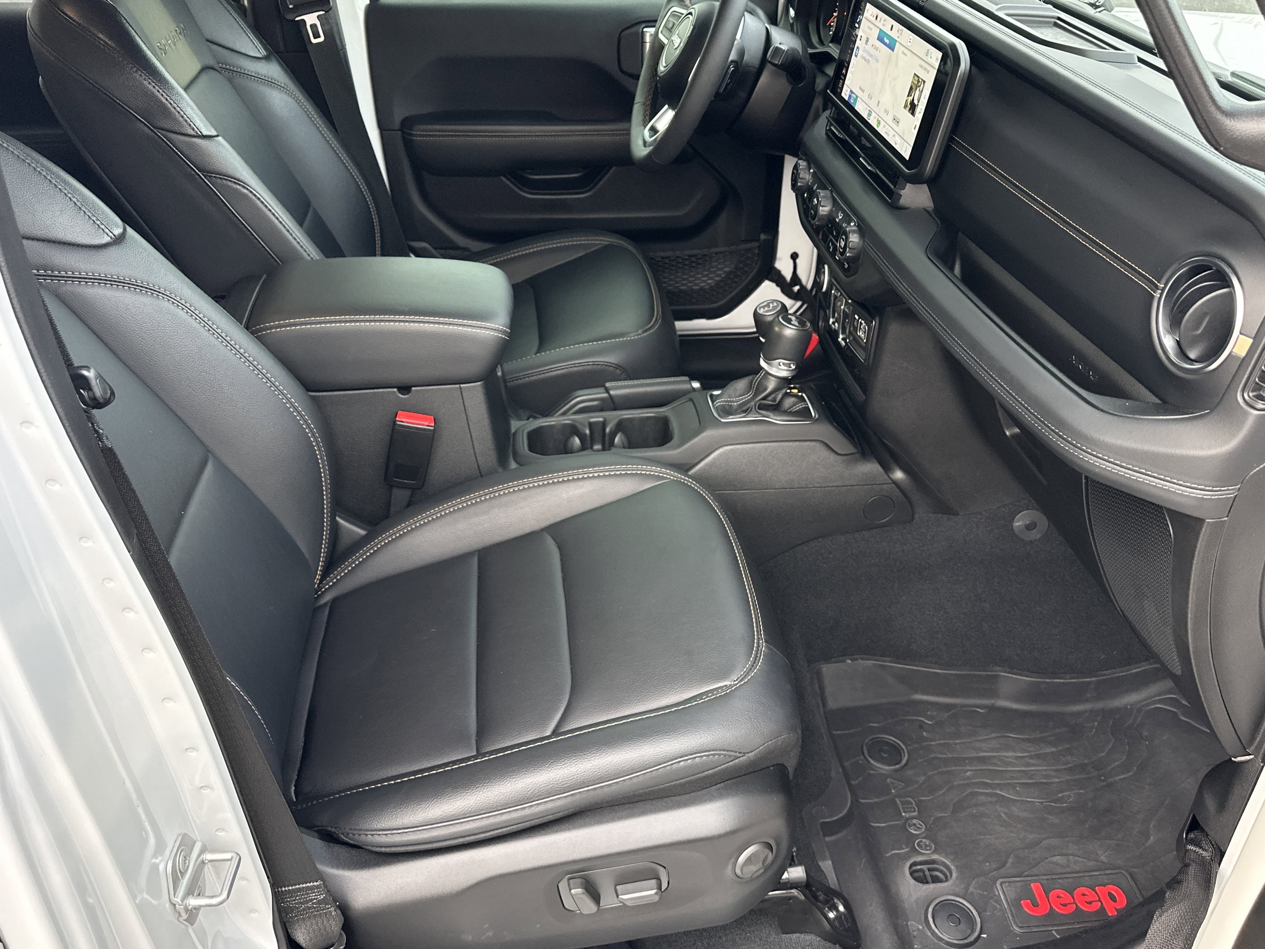 Used 2024 Bright White Clearcoat Jeep Sahara image 14