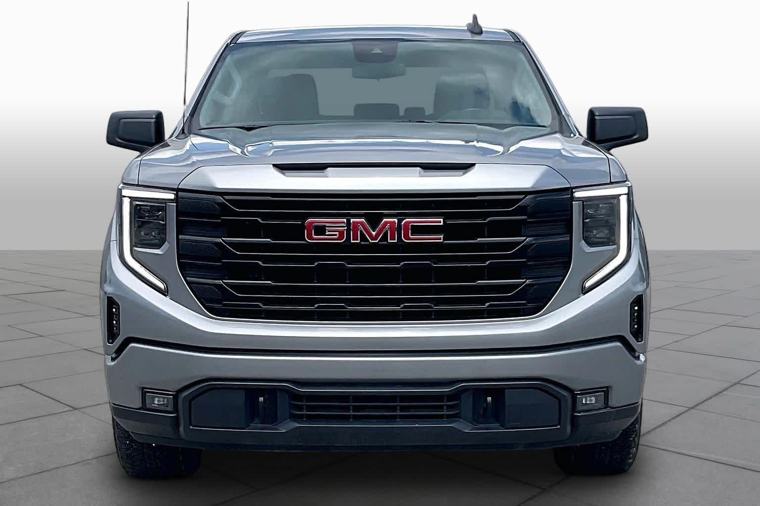 Used 2024 Sterling Metallic GMC Elevation image 4