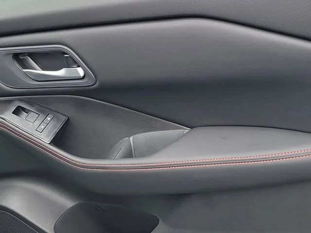 New 2026 Everest White Pearl TriCoat Nissan Rock Creek® image 35